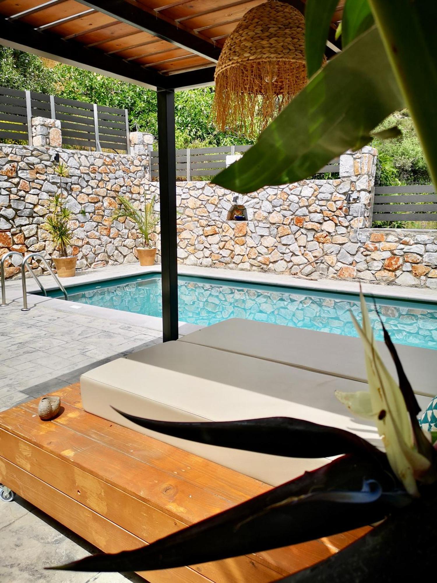 Spacious Maistrali Villa, Private Pool & Garden Ροδάκινο Εξωτερικό φωτογραφία
