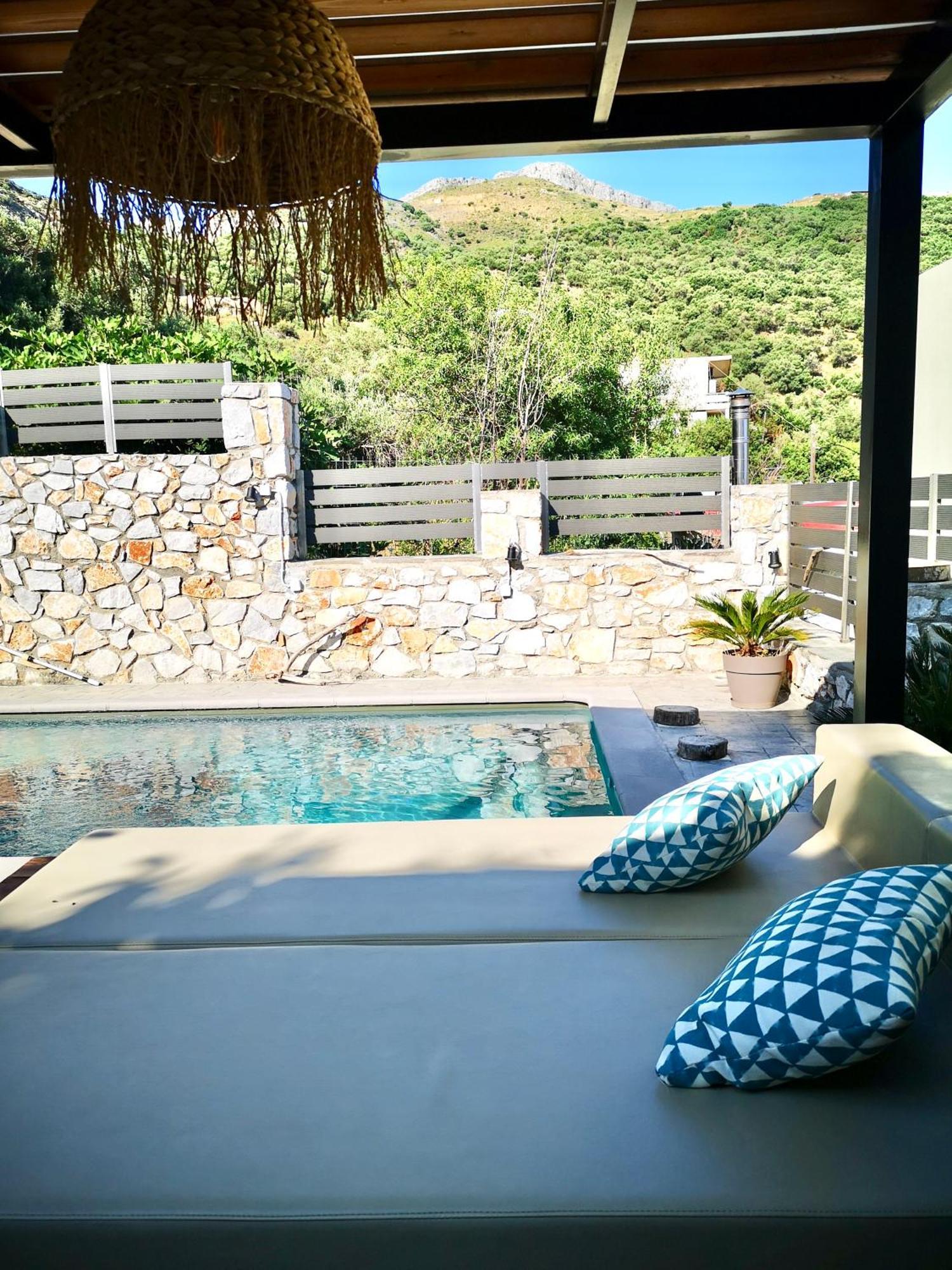 Spacious Maistrali Villa, Private Pool & Garden Ροδάκινο Εξωτερικό φωτογραφία